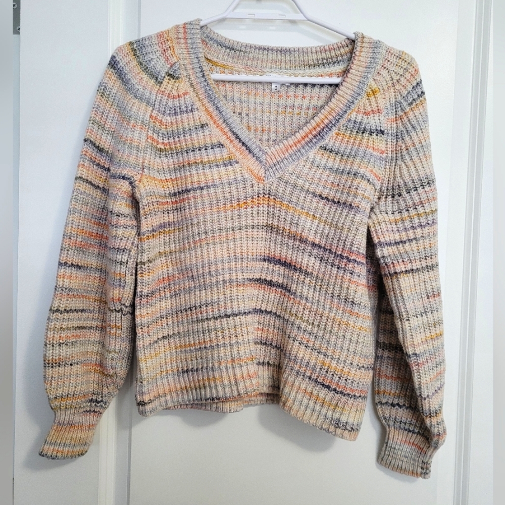 Signature Reitmans V neck Sweater size medium